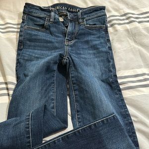 American eagle skinny jeans next level size 00 short